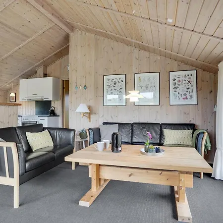 度假居 Cozy In Hvide Sande With Sauna