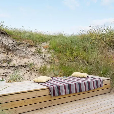 Cozy In Hvide Sande With Sauna 度假居