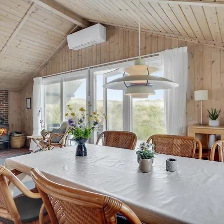Cozy In Hvide Sande With Sauna 度假居 Bjerregård